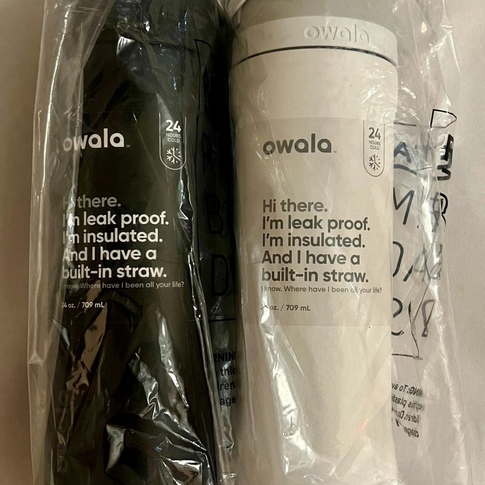Lot of (2) Owala FreeSip 24 oz. Water Bottles Shy Marshmallow & Very Very Dark